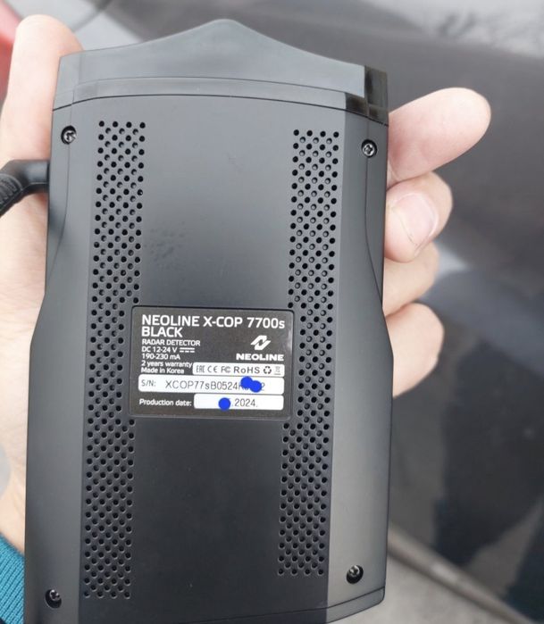 NEOLINE 7700s BLACK Qora karobkali kam ishlatilgan faqat radarni ozi