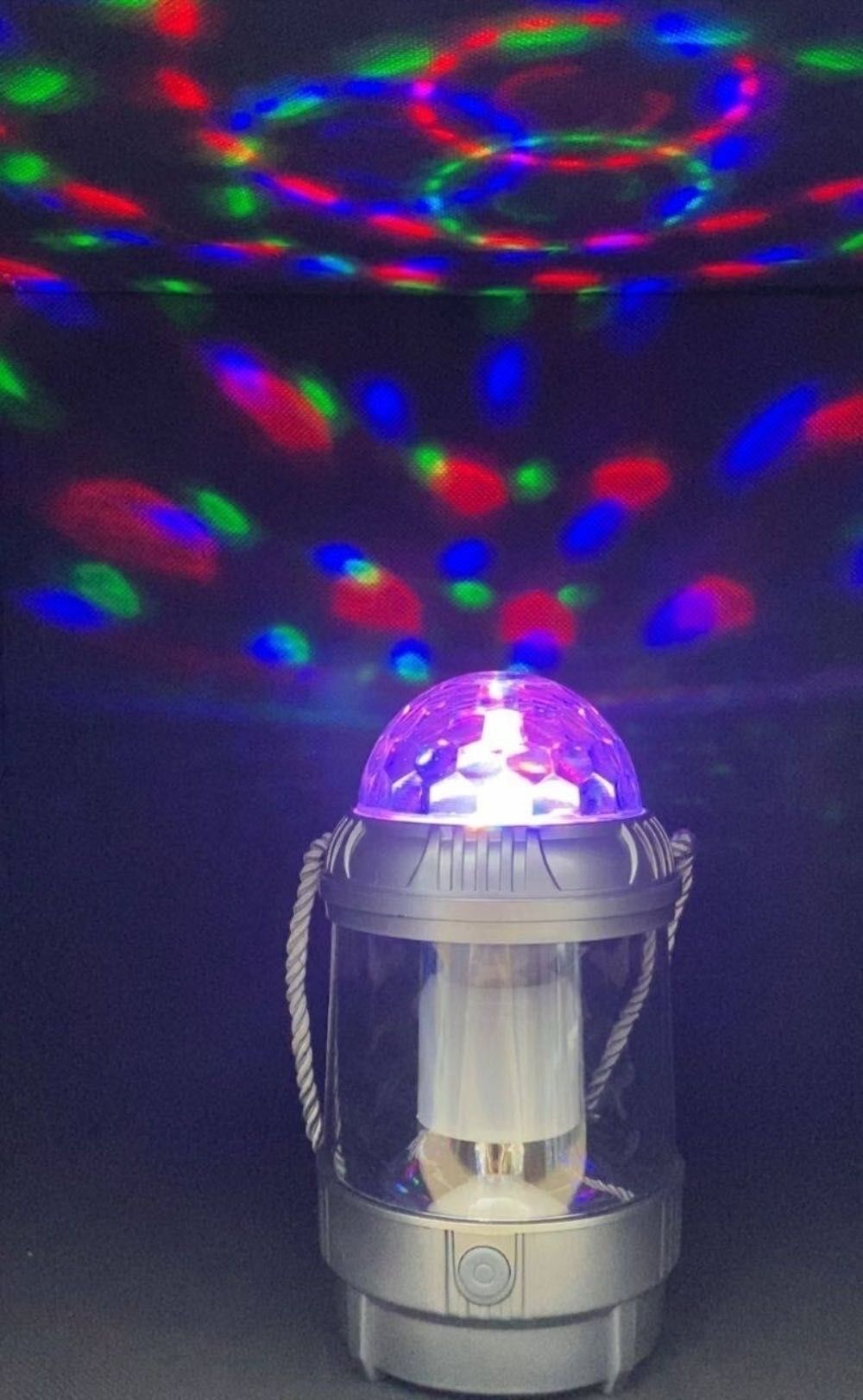 Мултифункционалната LED лампа диско и къмпинг за осветление USB