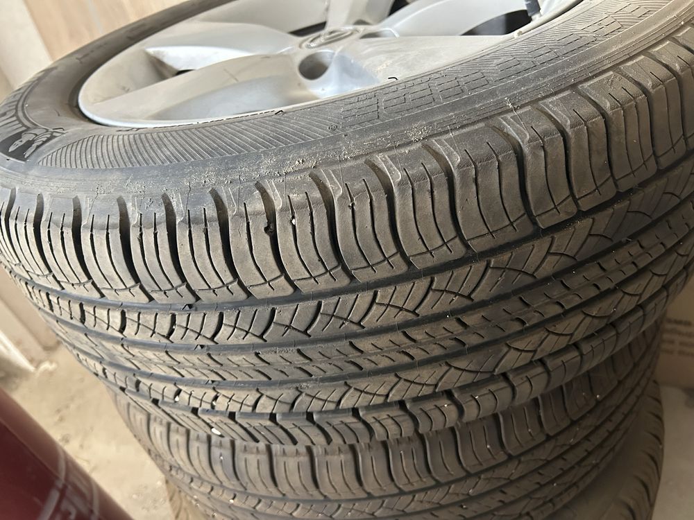 Шины 235/60 R18 с шинами