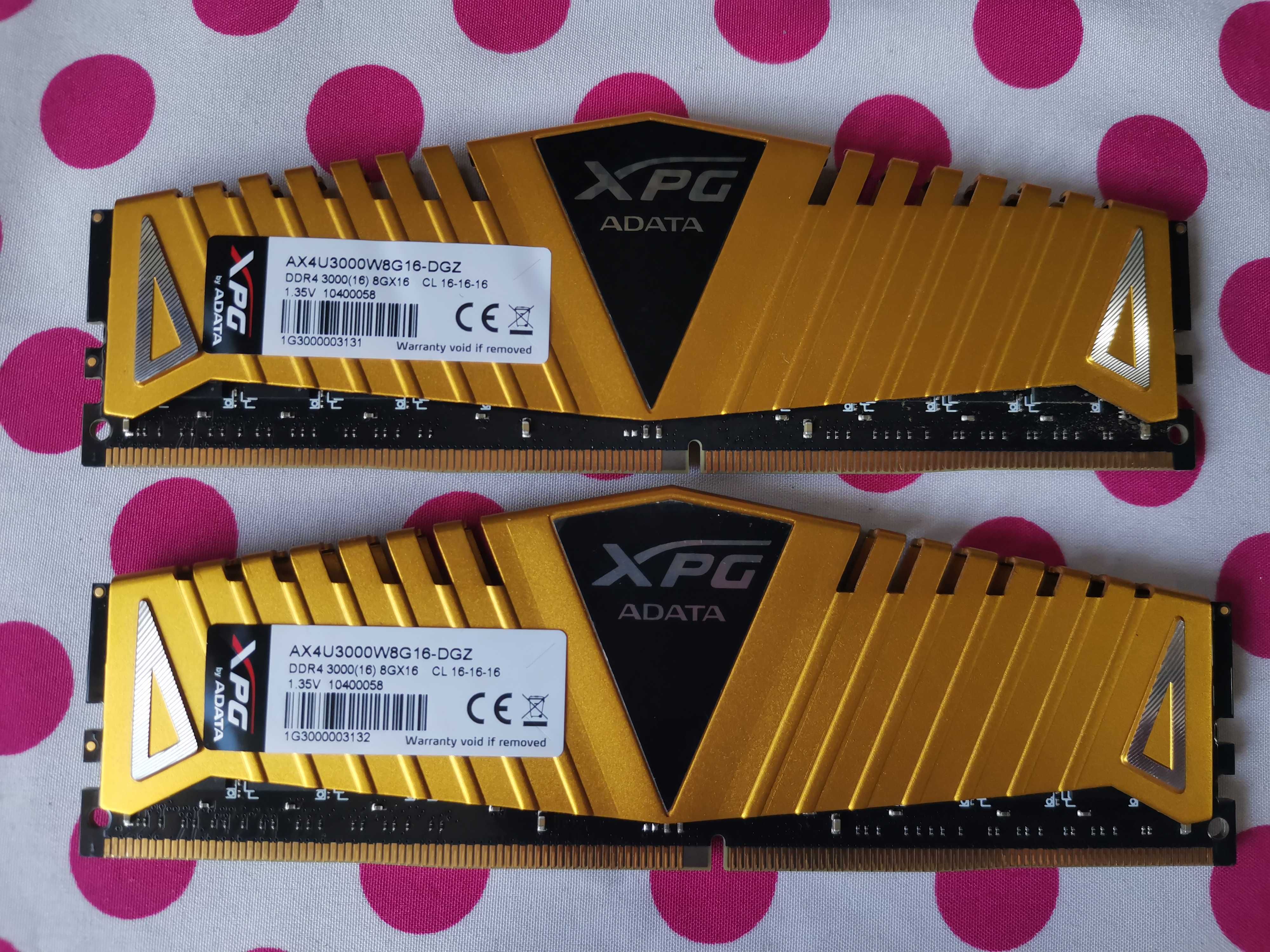 Memorie Ram ADATA XPG Z1 Gold 16GB DDR4 3000MHz CL16.