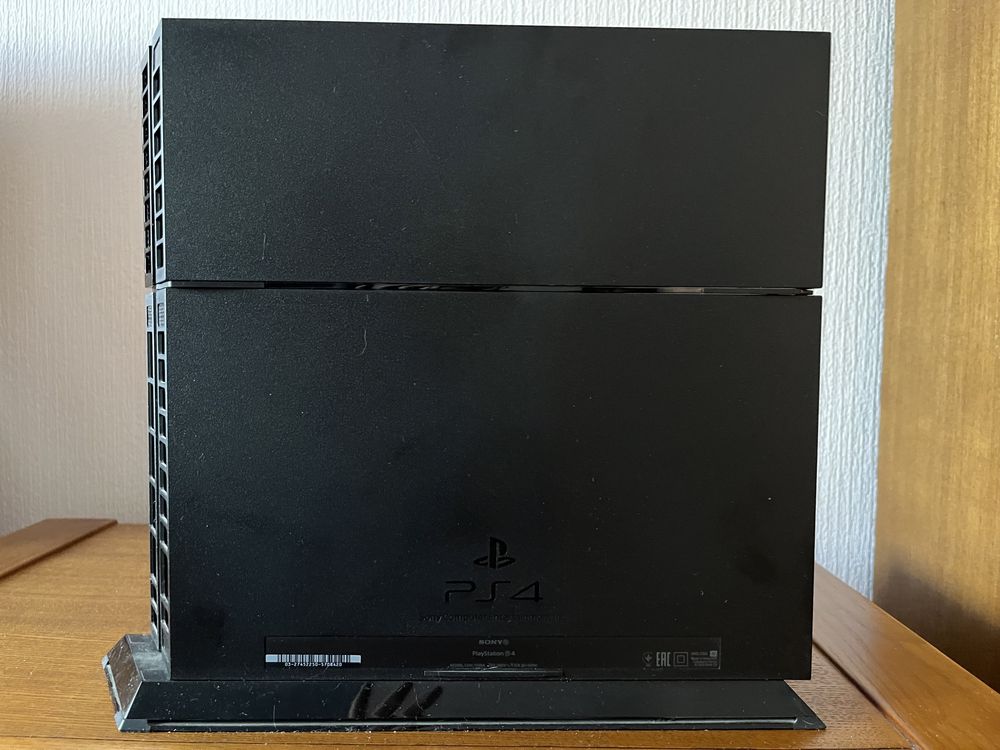 Sony PlayStation 4