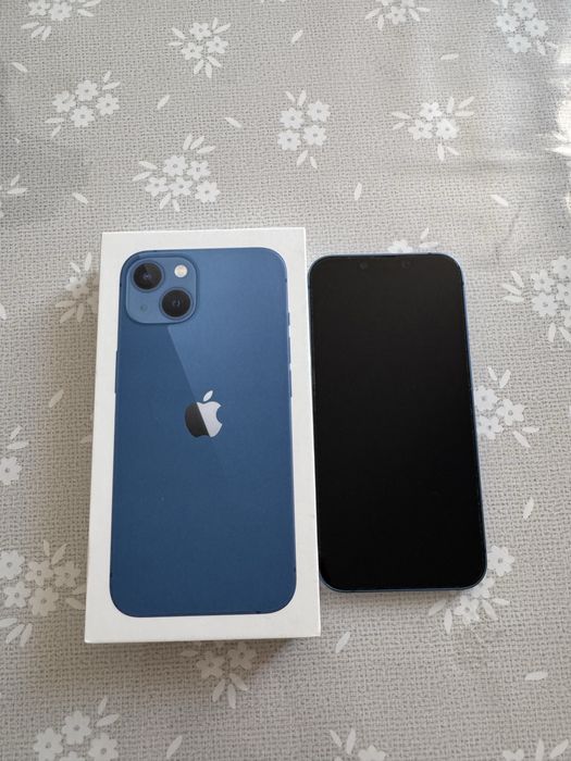 iPhone 13 в хорошем состоянии