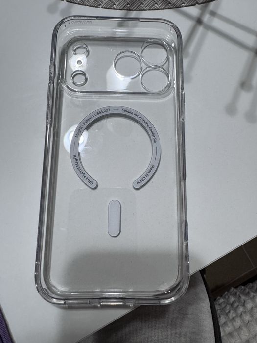 Нов кейс за iphone 17 pro max