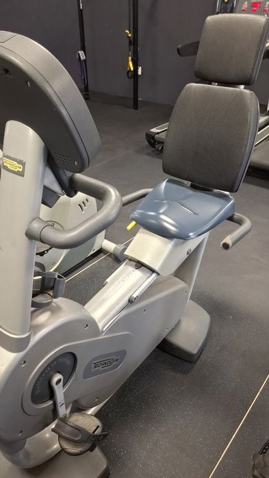 2 броя велоаргометри