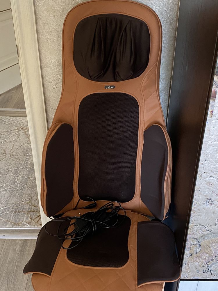 массажный аппарат, лечебное кресло для массажа