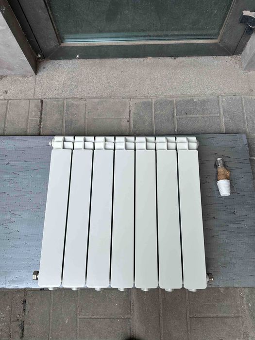 Радиатор за стена / Алуминиева лира