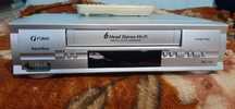 Vând videorecorder funai stereo 6 head în stare bună ca și nou