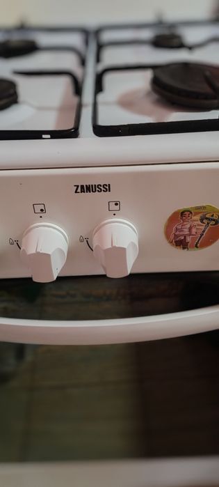 Aragaz Zanussi  că nou