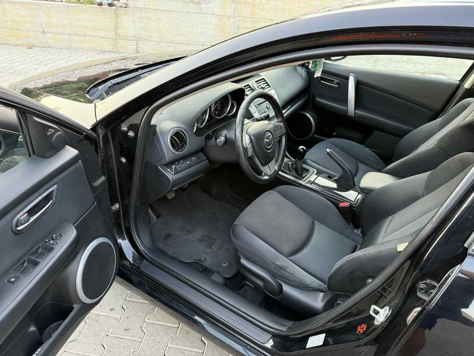 Vand sau schimb - Mazda 6 2010 2.2D