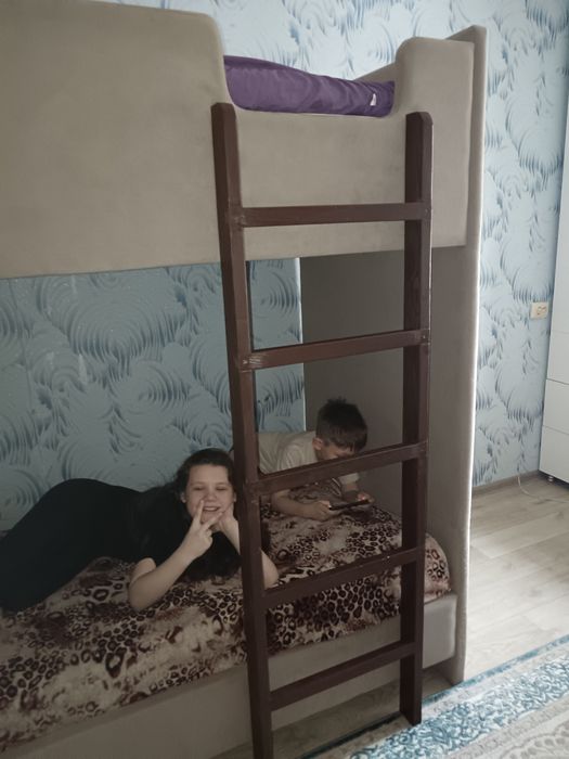Продам кровать   двухъярусная детская