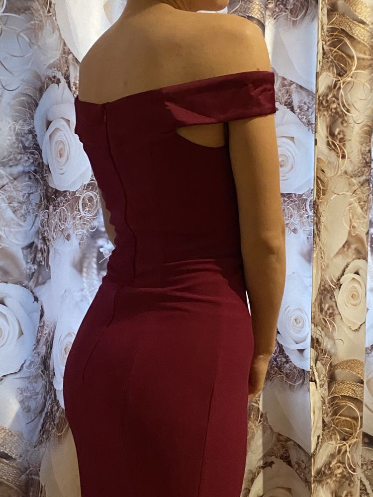 Rochie elegantă rosie