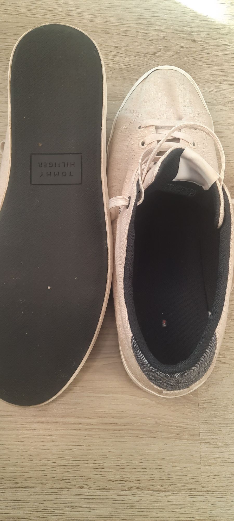 Кецове Tommy Hilfiger 48 номер ,32 см