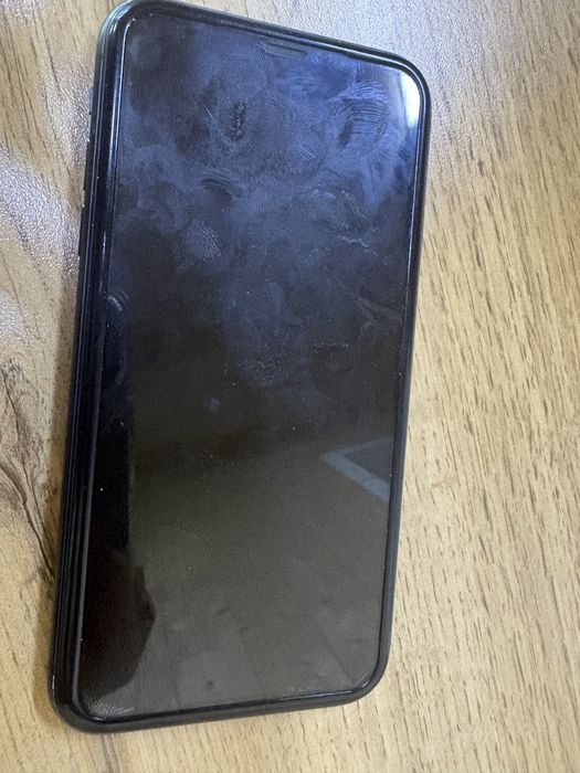 Продается айфон 11