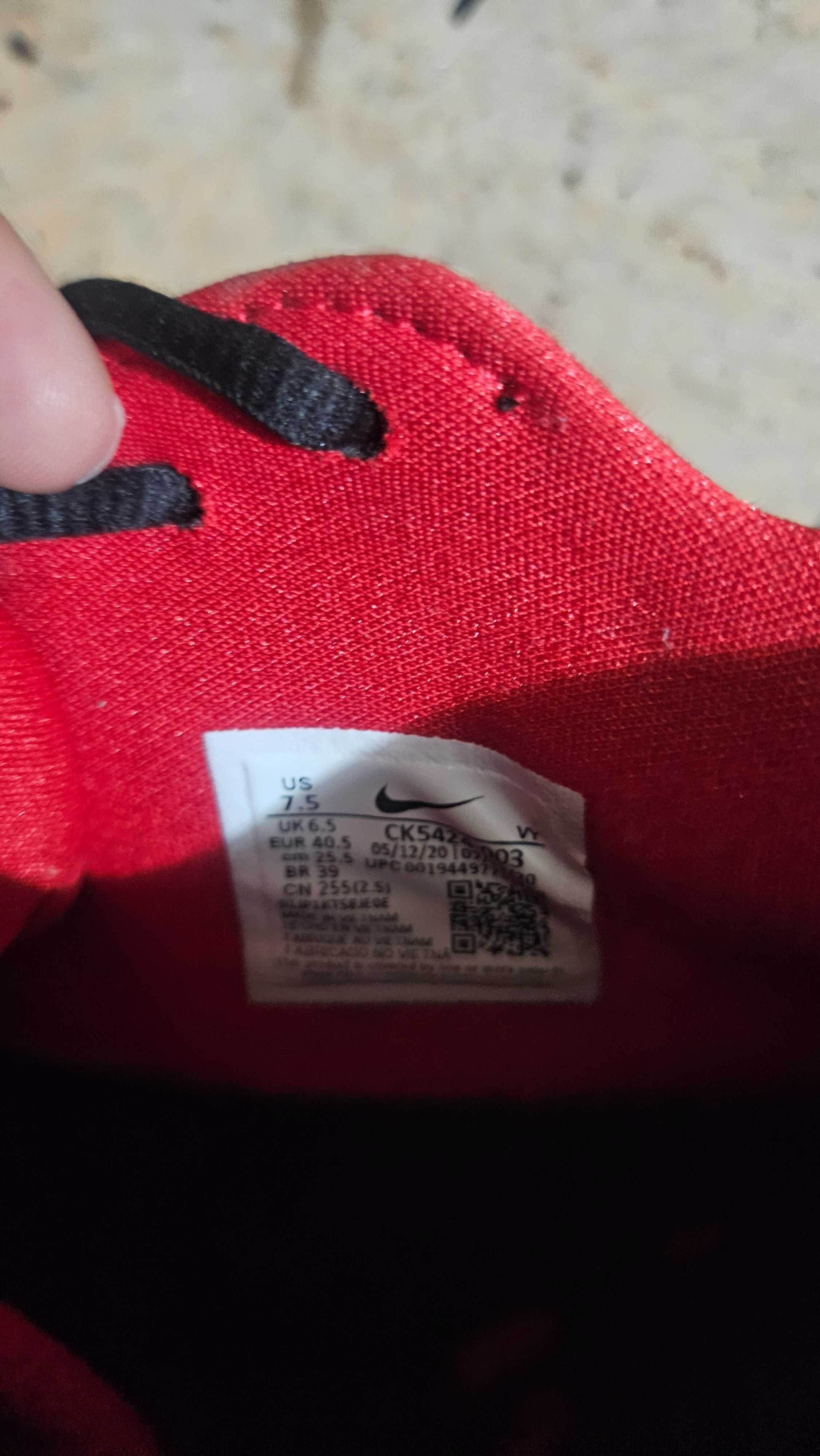 Маратонки за баскетбол Nike Air Zoom GT Cut 2