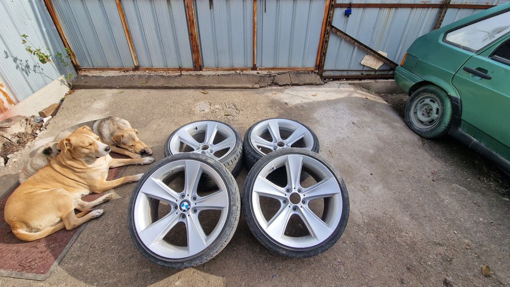 128стиль р19 разноширокие резина хорошая.