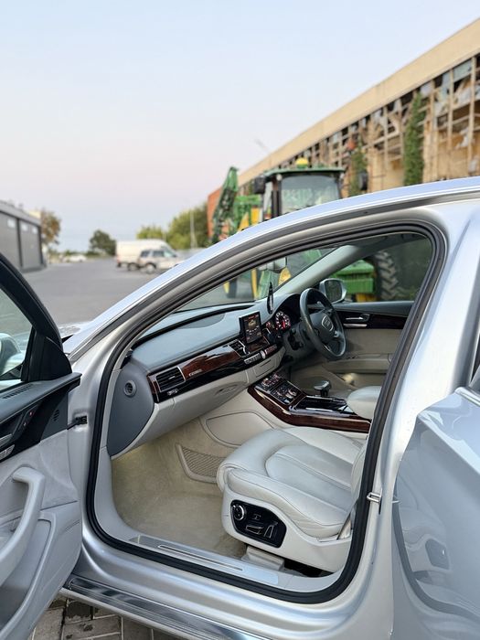 Audi a8 3.0 quattro 2012