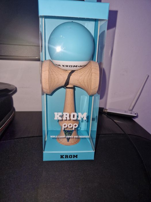 kendama krom pop