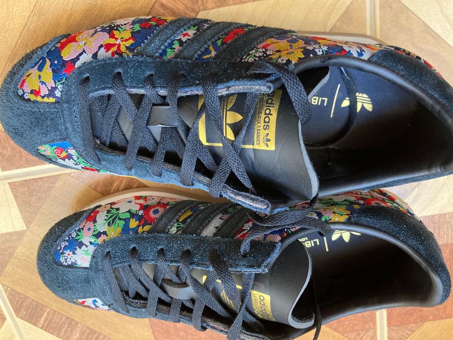 Adidas лимитирана серия 2025 год, оригинални