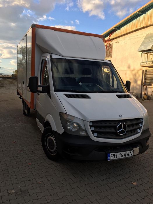 Vand mercedes benz sprinter cu lift