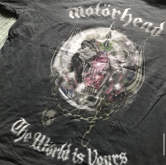 Tricou motorhead purtat de cateva ori fara niciun defect aproape nou