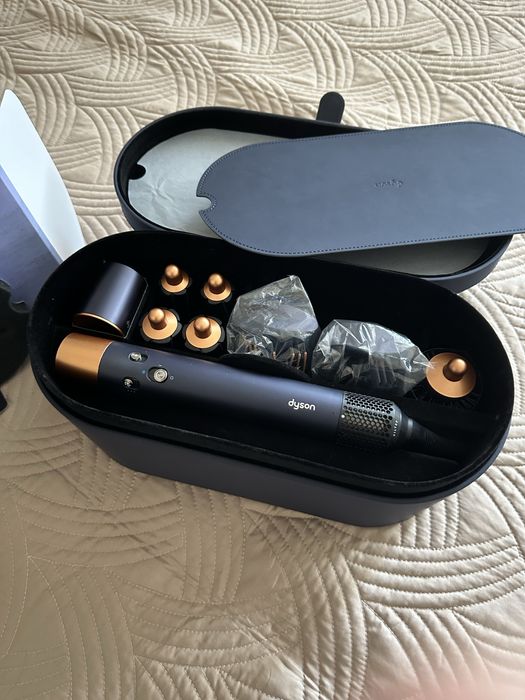 Продам фен стайлер новый в упаковке за 65 тыс