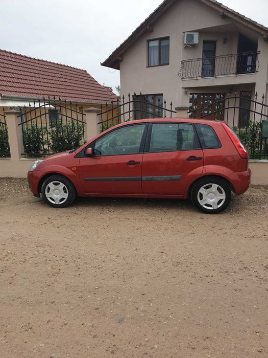 Ford Fiesta 1.4 Benzina, in stare foarte buna