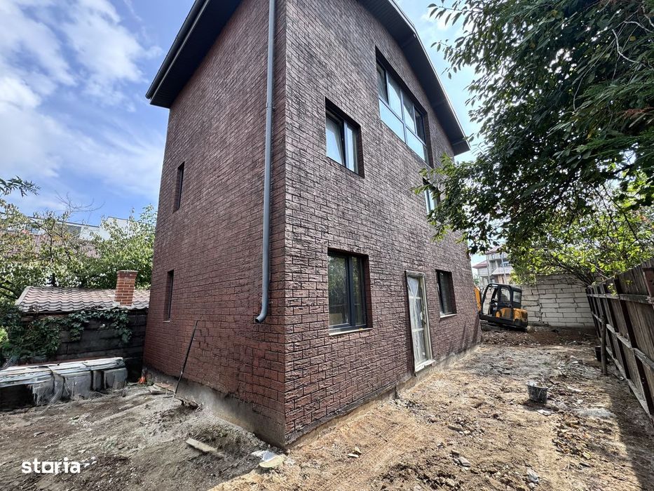 Casa individuala deosibita P+1+M. 4 cam. Util 140mp. Teren 154 mp