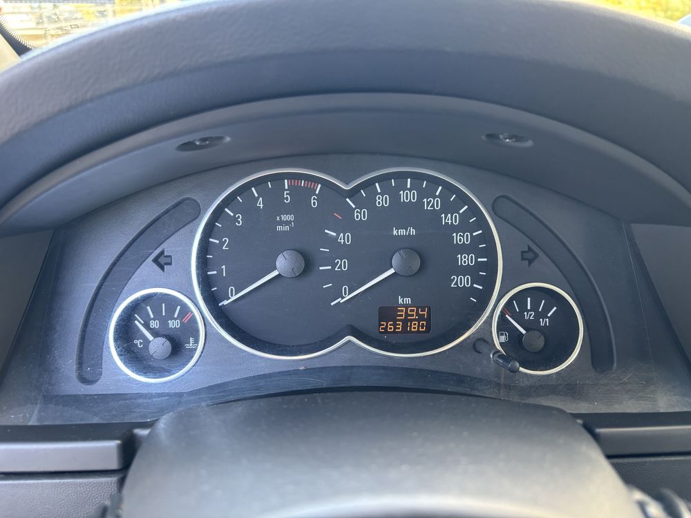 Opel Meriva 2004 1.7 CDTI