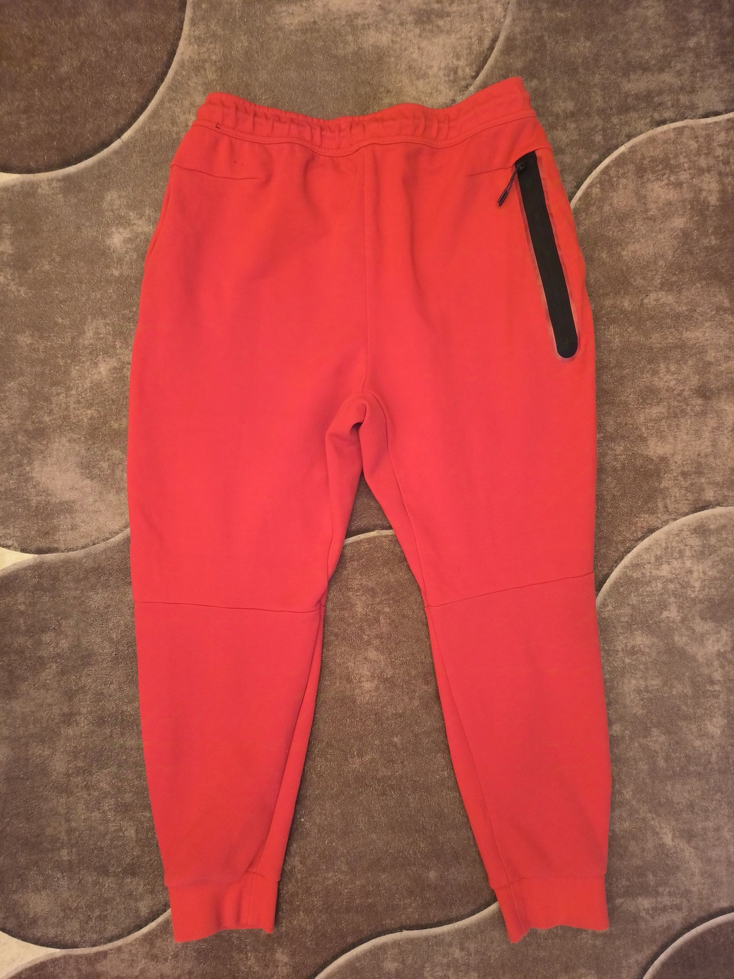 Nike Tech Fleece долнище L размер