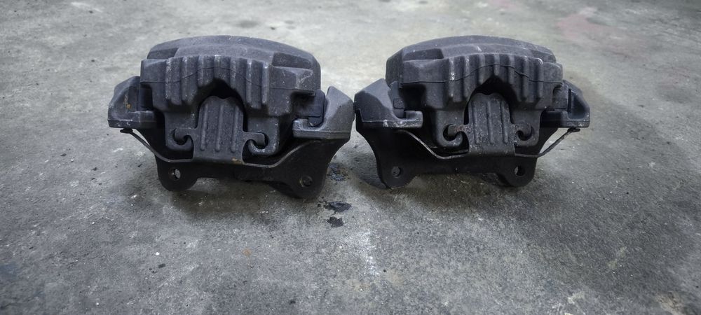 Бмв е90 е91 е92 е93 спирачки апарати спирачни дизел 330д 325д bmw e90