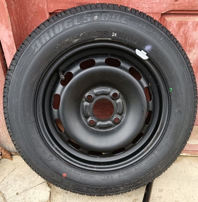 Vand roată rezervă