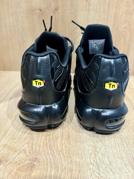 НОВО! Nike Air Max Plus TN - Triple Black маратонки