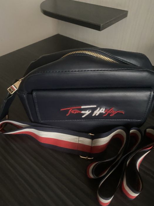 Барсетка томми хорошоего качества