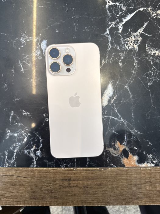 Iphone 16 pro max holati ideyal