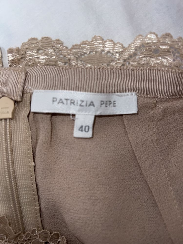 Дантелена пола PATRIZIA PEPE