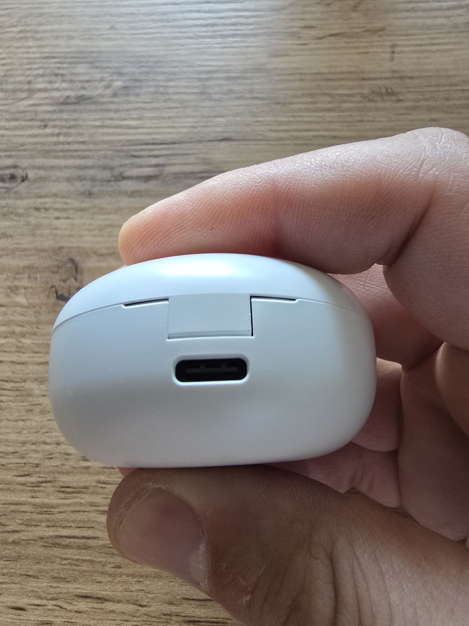 Безжични слушалки LG TONE