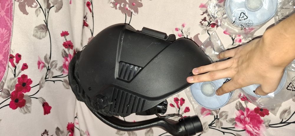 Masca de sudura noua