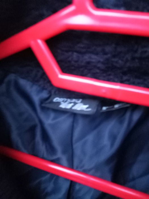 Vând haină de blana de culoare bleumarin