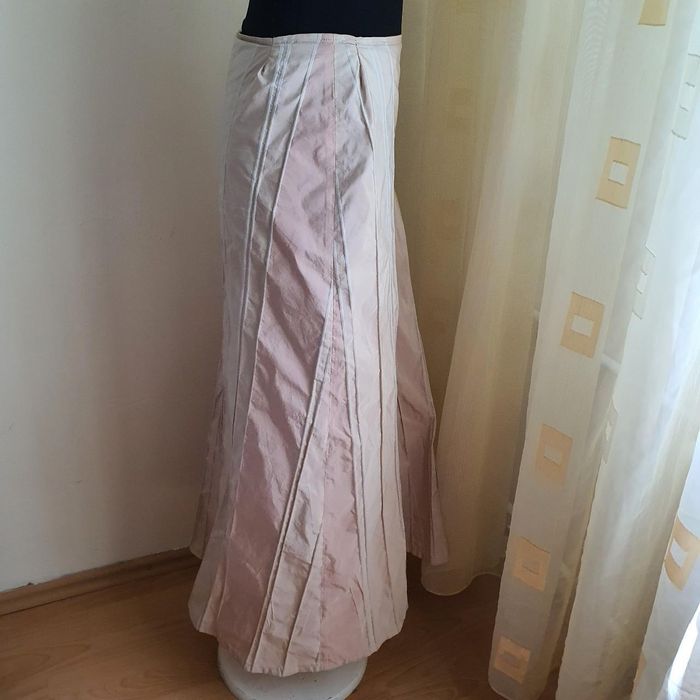 Fusta de fas lunga asimetrica