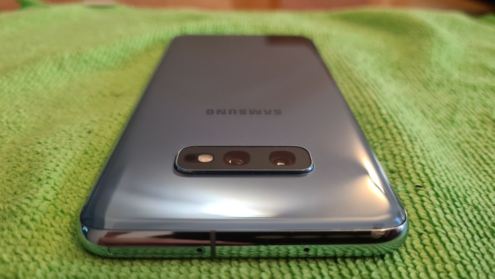 Samsung S10e 256Gb 8Gb