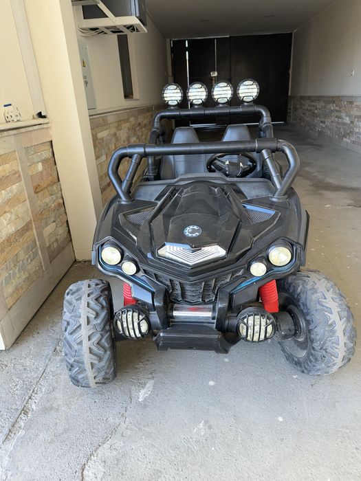 Детская машина джип