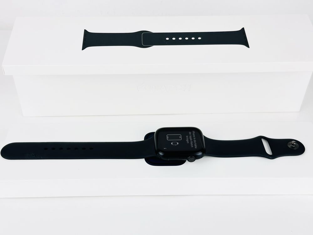 Apple Watch Series 8 45mm GPS Midnight Отличен! Гаранция!