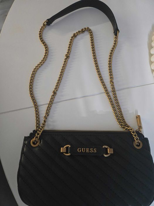 Дамска чанта Guess