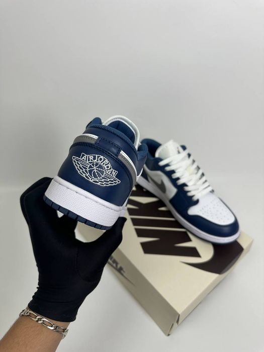 Кроссовки Nikeee