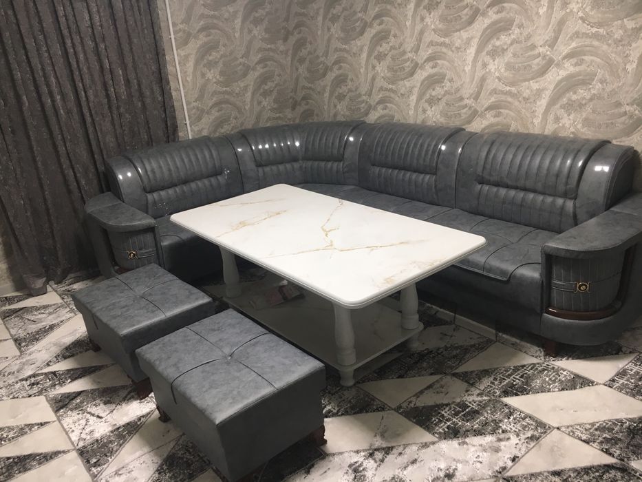 Продается мягкий диван уголок