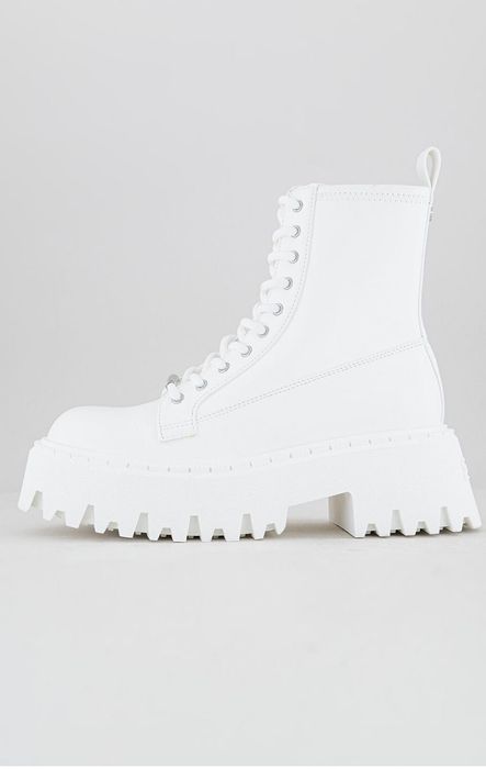 Бели кожени боти Steve Madden