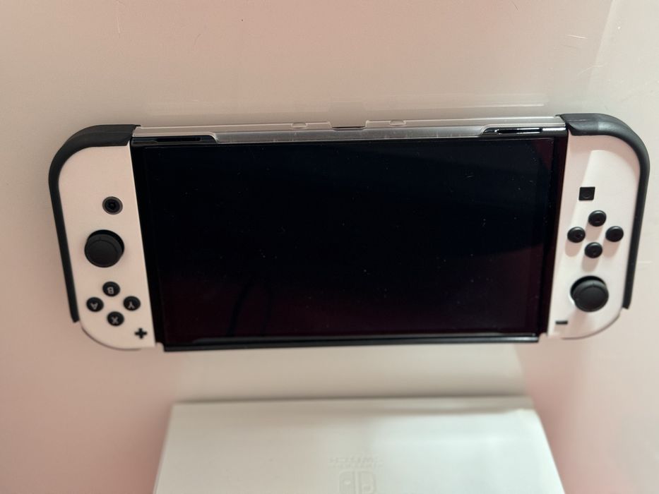 Nintendo Switch Oled Bundle white