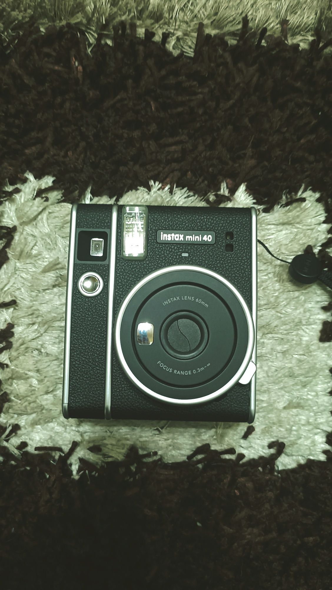 Полариод Instax mini 40