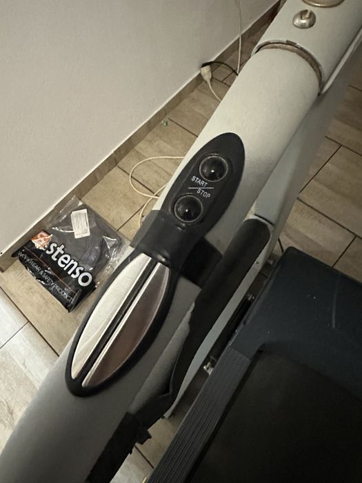 Banda alergat profesionala, reglaj viteza,pantă,ritm cardiac, calorii