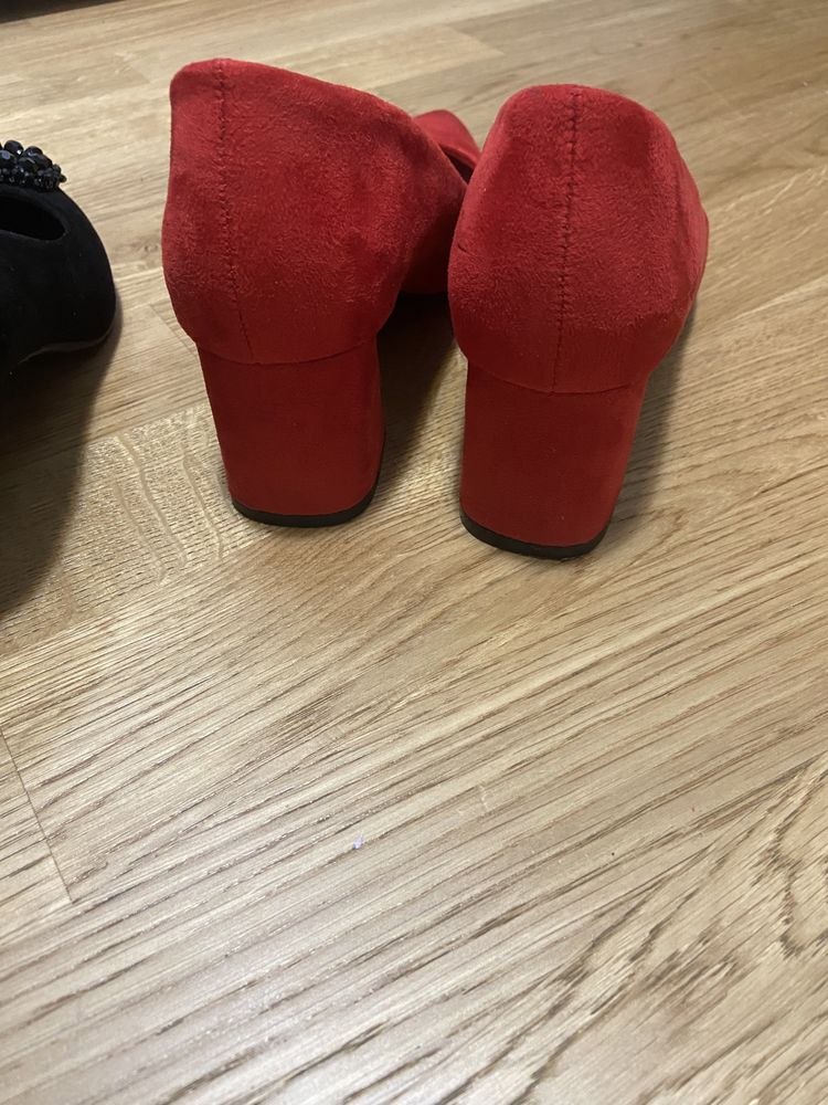 Pantofi dama eleganți